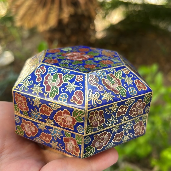 Colorful Floral Decorative Box - Picture 6 of 17